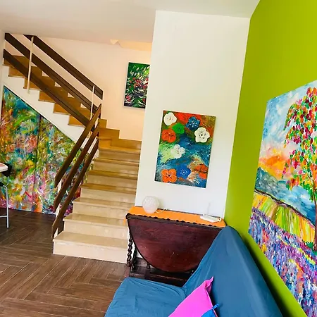 Maison Giulia With Free Parking شقة